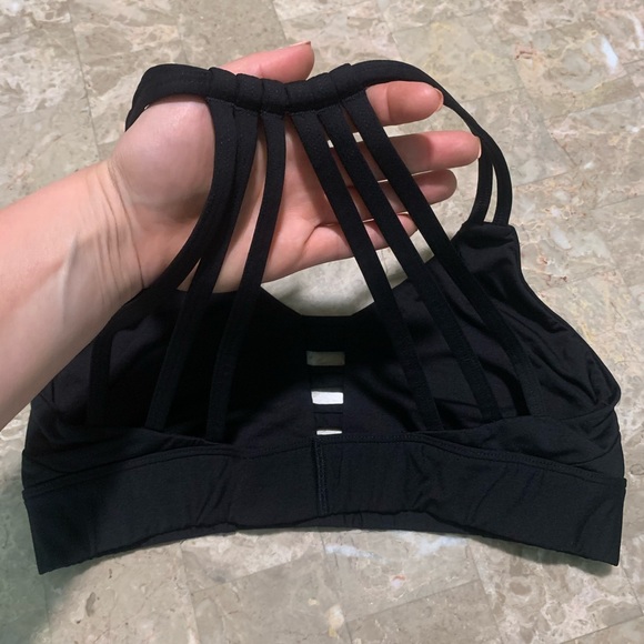 PINK Victoria’s Secret Sports Bra - Picture 3 of 4